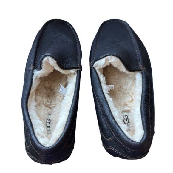 Men 11 EEE Wide UGG Ascot Wool Fleece Lined Black Leather 5379W Slippers Loafers - Picture 6 of 9